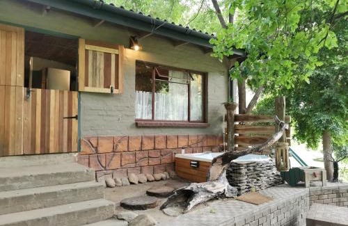 Oudtshoorn Casa | Cango Retreat Breathe