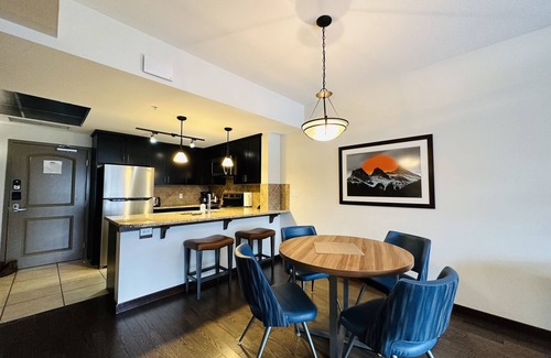 Canmore Complejo | Canmore Mountain Retreat - Heated Pool & Hot-tub