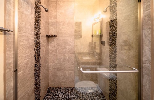 South Mountain Cabaña | Cannabis Friendly - Near Airport - Guesthome