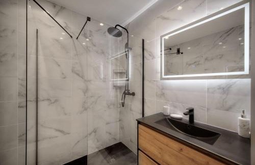 Cannes City Centre Apartamento | Cannes Luxury Rental - Stunning apartment with terrace to rent Grand Hotel