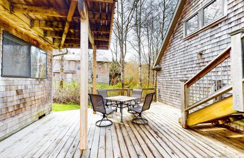 Tolovana Park Casa | Cannon Beach Cottage
