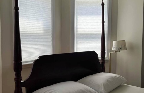 Rowlesburg Hotel | Cannon Hill Inn
