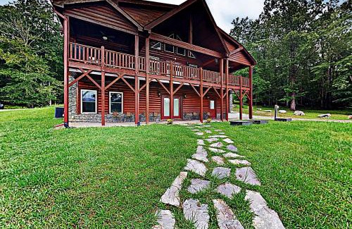 Maggie Valley Casa | Canoe Landing