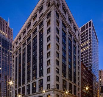 The Loop Hotel | Canopy By Hilton Chicago Central Loop