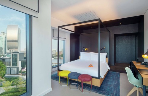 Bur Dubai Hotel | Canopy by Hilton Dubai Al Seef