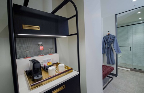 Powerhouse Arts District Hotel | Canopy by Hilton Jersey City Arts District
