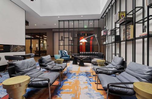 Downtown Memphis Hotel | Canopy By Hilton Memphis Downtown