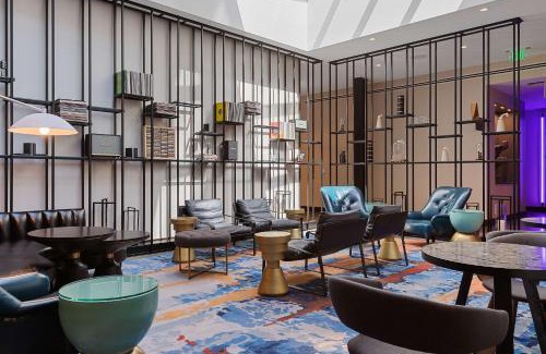 Downtown Memphis Hotel | Canopy By Hilton Memphis Downtown