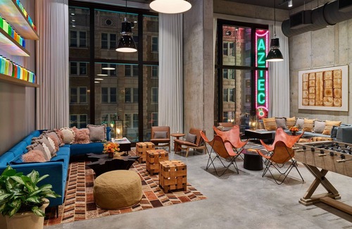 Downtown San Antonio Hotel | Canopy by Hilton San Antonio Riverwalk