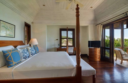 Carenage Villa | Canouan Beach House Luxury villa