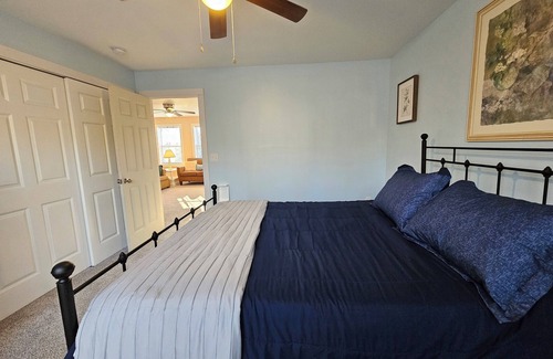Meadows Casa | Canterbury, NH!1 bed, 1 bath cozy haven, lakes and mountains & adventures.