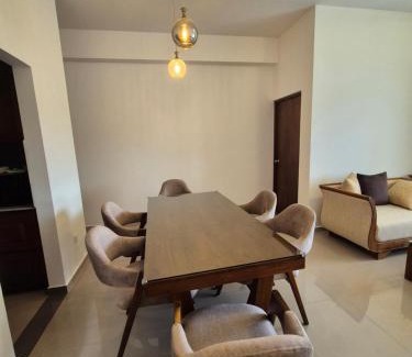 Polgasowita Apartamento | Canterbury Vantage