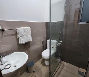 Polgasowita Apartamento | Canterbury Vantage