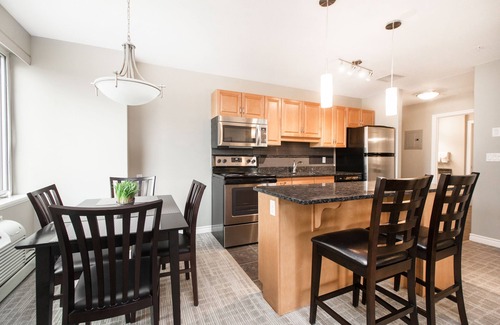 North Central Edmonton Hotel | Canterra Suites Hotel