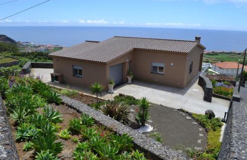 Porto Judeu Casa | Cantinho da Bela Vista