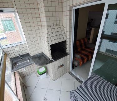 Aviacao Apartamento | Cantinho do Churrasco - Varanda Gourmet a 60 mts praia
