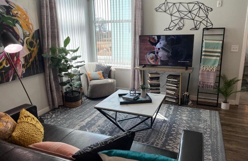 Downtown Reno Apartamento | Canyon Flats Apartments by Barsala