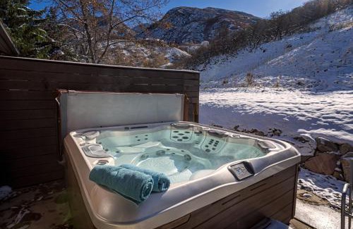Cottonwood Heights Casa | Canyon Retreat Jr.