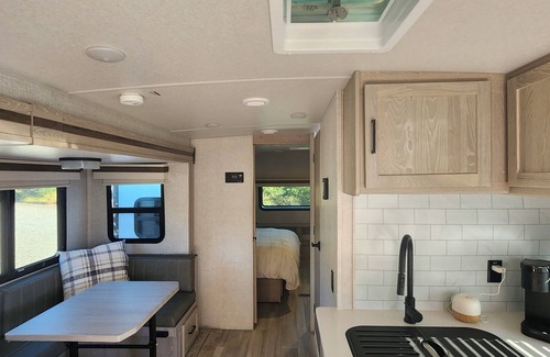 Temecula Casa | Canyon views surrounding you, you’ll feel a sense of peace and quiet in this RV