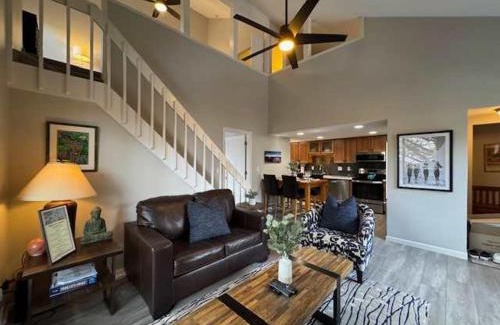 Park City Casa | Canyons Resort, Community Hot Tub Retreat, Slopes located steps away!