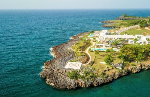 Puerto Bahia Villa | IMPRESIONANTE 5 * FRENTE AL MAR DE LUJO PISCINA DE 6 DORMITORIOS VILLA NOAH + DESAYUNO INCLUIDO