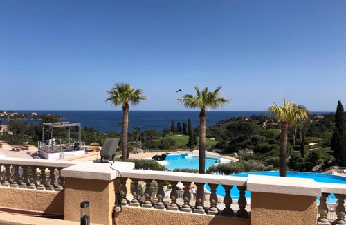 Cap Esterel Apartamento | Cap Estérel, 2 pièces, jardin, vue mer et piscine
