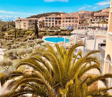 Cap Esterel Apartamento | Cap Esterel Studio Cabine Vue Piscine Et Mer Réf C2 308