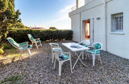 Llanca Apartamento | Cap Ras 04 Acogedor apartamento cerca del mar