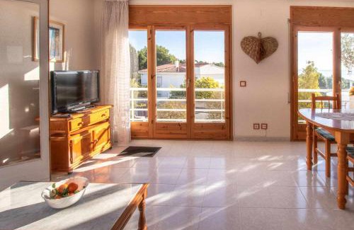 Llanca Apartamento | Cap Ras 04 Acogedor apartamento cerca del mar