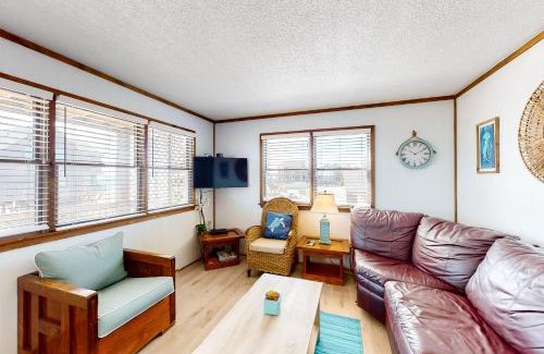 Buxton Casa | Cape Bottom #21B-B