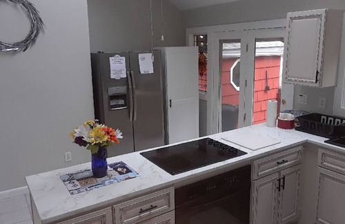 Wareham Casa | Canal Cape Cod recién remodelado / Rancho Wareham