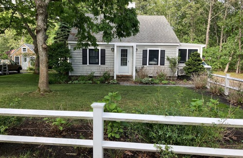 West Harwich Casa | Cape Cod Cottage 300 yardas de la playa y las cálidas aguas de Nantucket Sound.