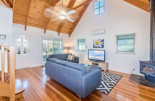Silverleaves Casa | Cape Cod Cottage Summ