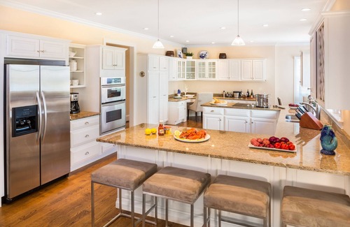 Eastham Casa | Quintessential Cape Cod Estate