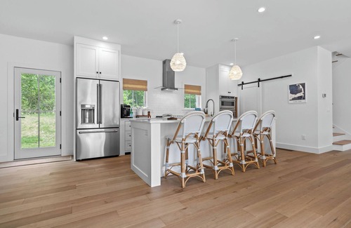 Barnstable Casa | Cape Cod Luxe in Barnstable Village: Saltwater Pool, 2 Suites, Bunks & Family Fun!