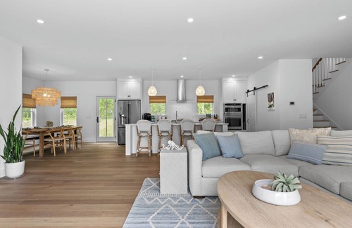 Barnstable Casa | Cape Cod Luxe in Barnstable Village: Saltwater Pool, 2 Suites, Bunks & Family Fun!