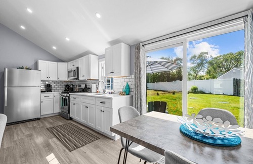 West Dennis Cabaña | Cape Cod Retreat Perfect for Families, Close to Beaches
