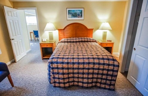 New Seabury Condominio | Cape Cod Stylish 2BR Condo w Indoor Pool and Tennis Court