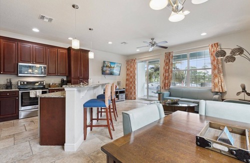 Merritt Island Casa | 🌴Cape Crossing Dreams w/ Hot Tub, Pool, Gym & Sauna near the Beach!