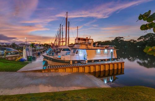 Merritt Island Complejo | Cape Crossing Resort & Marina