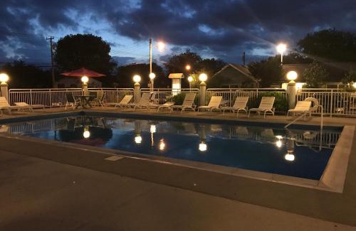 Cape May Hotel | Cape Harbor Motor Inn