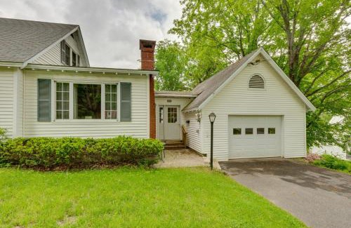 Farmington Casa | Cape House in Farmington with Shared Outdoor Pool!