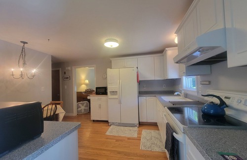 Osterville Casa | Cape…on the Cape! Cute home near beach and center of town. Beach pass included.