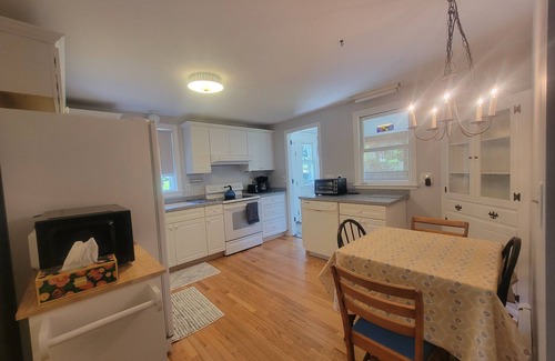 Osterville Casa | Cape…on the Cape! Cute home near beach and center of town. Beach pass included.