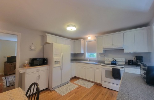 Osterville Casa | Cape…on the Cape! Cute home near beach and center of town. Beach pass included.