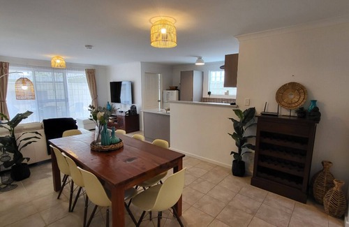 Broadwater Casa | Cape View 26: Your Perfect Coastal Retreat