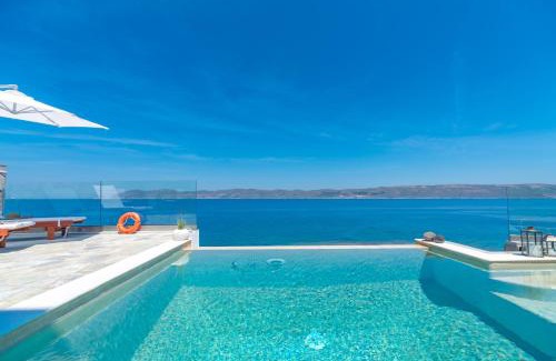 Lavreotiki Villa | Cape Villa at Sounio