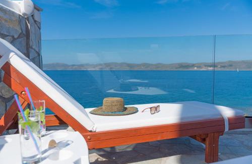 Lavreotiki Villa | Cape Villa at Sounio