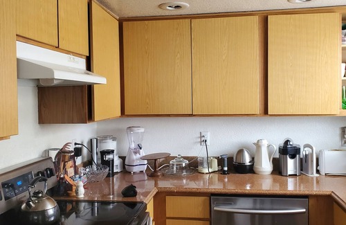 Reno/Tahoe Airport Cama Y Desayuno | Capecod style home in suburban reno