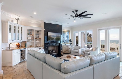 Emerald Isle Casa | Caper's Castle, Oceanfront House in Emerald Isle, NC!